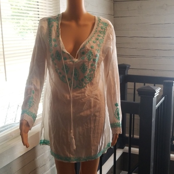 Cynthia Rowley Tops - Cynthia Rowley tunic 056